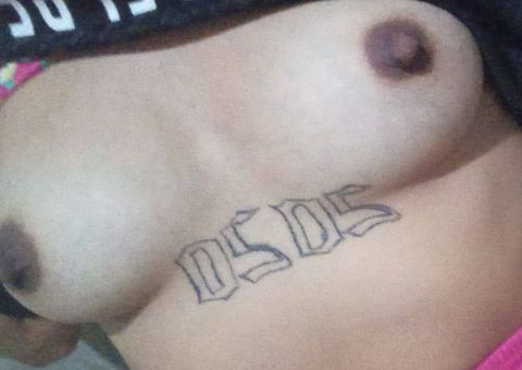 Garota  com curvas , branca , cabelo preto  , , simpática comunicativa , fasso vídeo chamada , fotos ,  aténdo em moteis